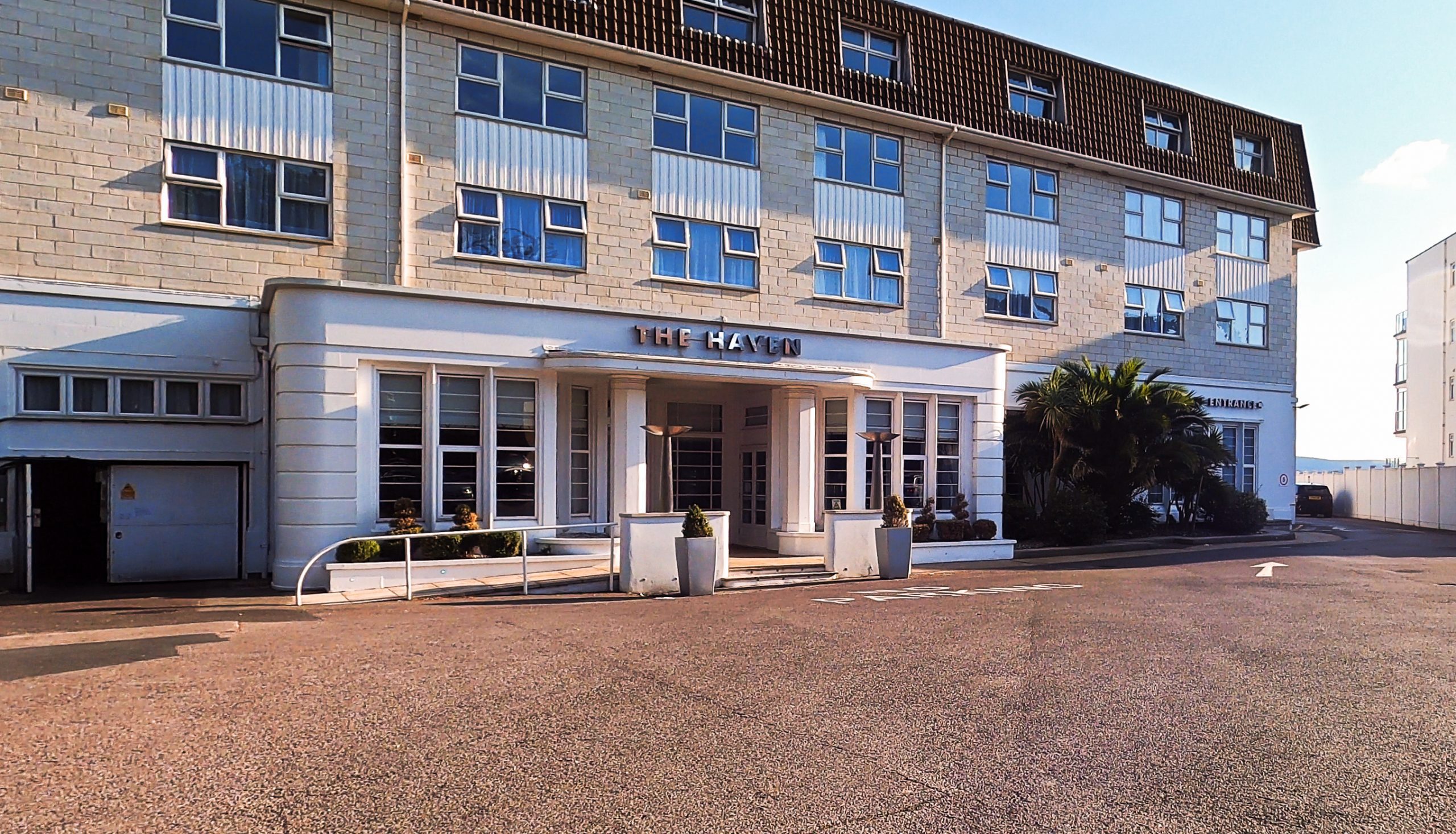 Haven Hotel Sandbanks Property > Luxury Homes & Property Sandbanks UK