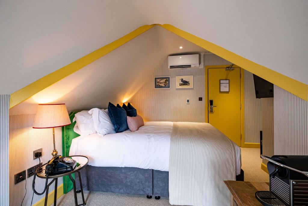 The Canford Sandbanks Property > Luxury Homes & Property Sandbanks UK